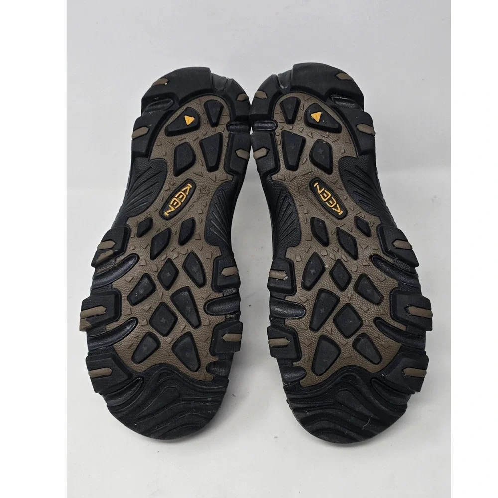 Keen men 8 slip-on Anchorage III waterproof boot outdoor rugged utility gorpcore